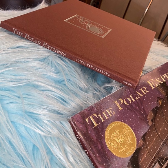 Polar Express hardback Christmas book illustrations snow train book Caldecott - Picture 4 of 12